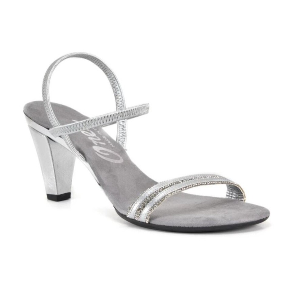 Onex Elegant Embellished Roxi Strappy Silver Sandals Heels  Size US 9  Formal